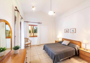 Villa ∙ 3 bedrooms ∙ 6 guests