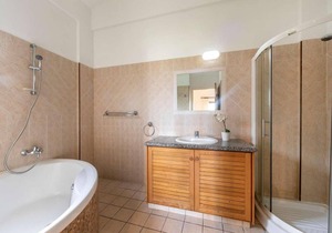 Villa ∙ 3 bedrooms ∙ 6 guests