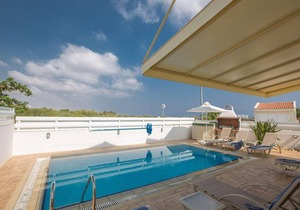 Villa ∙ 3 bedrooms ∙ 6 guests