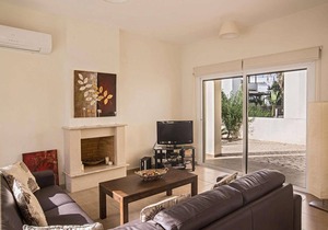 Villa ∙ 3 bedrooms ∙ 6 guests