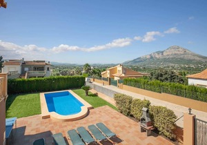 Villa ∙ 3 bedrooms ∙ 6 guests