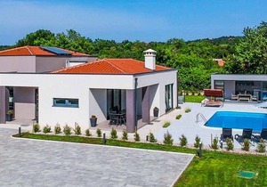 Villa ∙ 3 bedrooms ∙ 6 guests