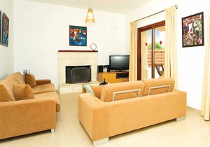 Villa ∙ 3 bedrooms ∙ 6 guests