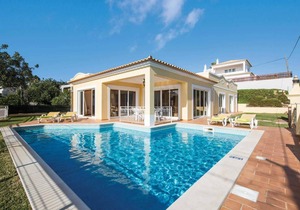 Villa ∙ 3 bedrooms ∙ 6 guests