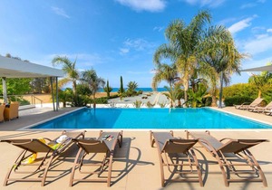 Villa ∙ 4 bedrooms ∙ 8 guests