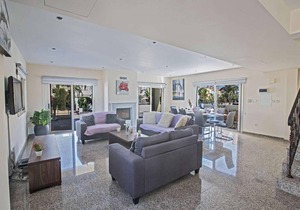 Villa ∙ 4 bedrooms ∙ 8 guests