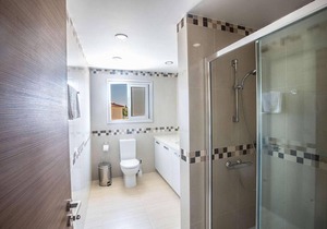Villa ∙ 4 bedrooms ∙ 8 guests