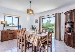 Villa ∙ 4 bedrooms ∙ 6 guests