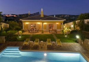 Villa Amarela is a beautiful, spacious villa with private pool