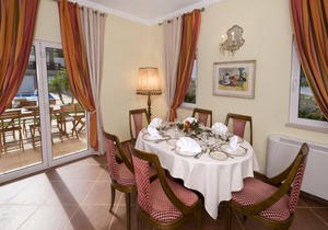 Villa Amarela is a beautiful, spacious villa with private pool