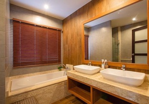 Villa Bond by Tropiclook: Shanti Style Nai Harn beach