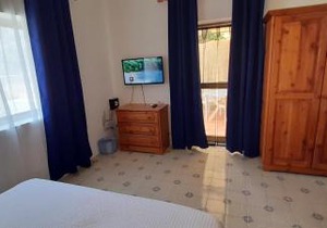 Villa Bronja Studio airconditioned apartment Xlendi