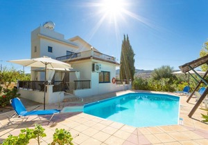 Villa Charoula Ena: Large Private Pool, A/C, WiFi