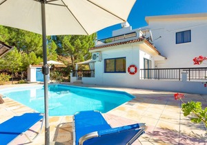 Villa Charoula Ena: Large Private Pool, A/C, WiFi