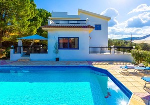 Villa Charoula Ena Large Private Pool, A/C, WiFi