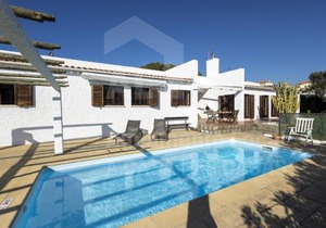 Villa Coxos by AcasaDasCasas