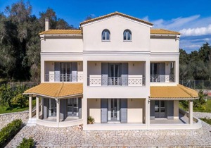 Villa Elegio - Four Bedroom Villa, Sleeps 13