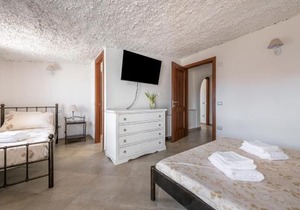 Villa Eleonora Residence App to 3