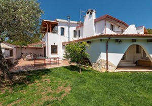 Villa Eleonora Residence App to 3