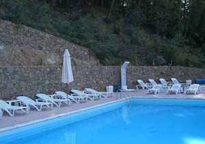 Villa Floriana C, fully refundable with voucher*: An elegant and welcoming apartment immersed in a splendid landscape, in the heart of a wonderful little town, with Free WI-FI.