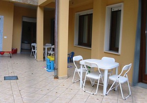 Villa Floriana D: An elegant and welcoming apartment immersed in a splendid landscape, in the heart of a wonderful little town, with Free WI-FI.