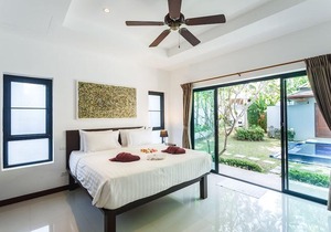 Villa Frangipani by Lofty