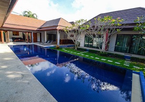 Villa Frangipani @ Nai Harn