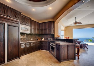 Villa Gran Vista - Oceanfront Views, Swim-Up Pool Bar, Pool table. Promos Avail.