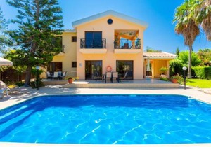 Villa Halima Stefanos