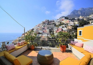 Villa Idra: A charming and bright two-story villa in the heart of Positano, with Free WI-FI.