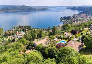 Villa Isabella - Four Bedroom Villa, Sleeps 8