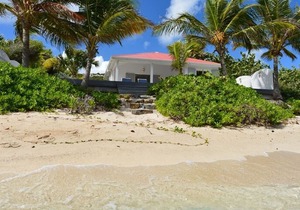 Villa Les Sables | Beach Front - Located in Magnificent Lorient Beach with Private Pool
