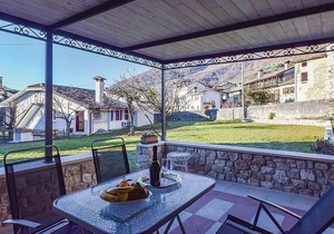 Villa Marsica B, fully refundable with voucher*: A welcoming apartment immersed in a splendid landscape, in the heart of a wonderful little town, with Free WI-FI.