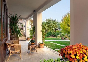 Villa Marsica D, fully refundable with voucher*: An elegant and welcoming apartment that is part of a villa immersed in a splendid landscape, in the heart of a wonderful little town, with Free WI-FI.