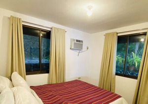 Villa Milagros Dive Inn Anilao Main House - BEACHFRONT