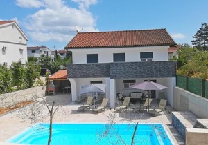 Villa Mira with private pool