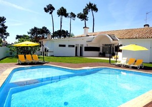 Villa near Beach & Lisbon