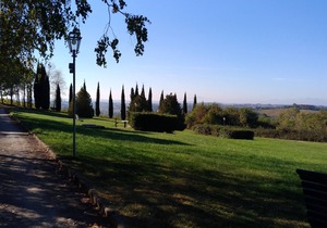 Villa Panconesi Two bedroom apartment (1) on the first floor "COLOMBAIA"