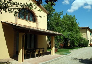 Villa Panconesi Two level apartment HUT
