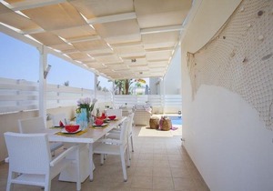 Villa Posidonas 3