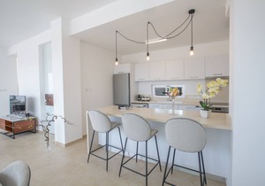 Villa Prol20, Contemporary 3bdr Protaras Villa with Pool, Close to the Beaches