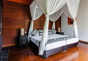 Villa Sasoon 1, 100 mt to Beach