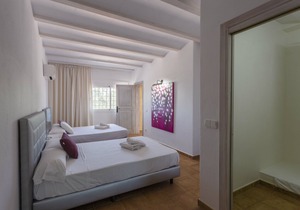 Villa Savines is a luxury villa close to Ibiza Town and Playa D’en Bossa.