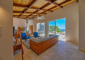 Villa Topaz Above West Bay with 180 degree views!