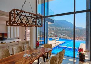 Villa Unlimited 5 Bedroom Luxury Villa with Infinity Pool