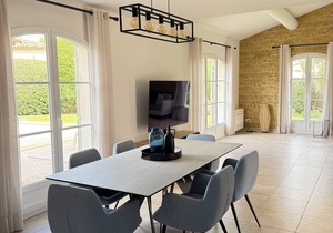 Villa with heated pool in the heart of the Pont Royal Golf Club