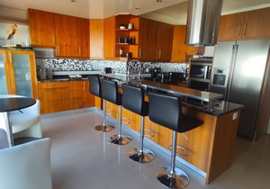Villa with Heated pool, WiFi, 5min Beaches, 20min Lisbon