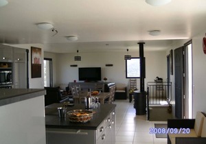VILLA WITH JACUZZI AND ITS STUDIO. FOR 10 PEOPLE NEAR SEA.