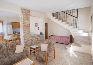 Villa with private pool and large balcony with sea view ideal for families.