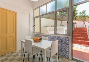 Vintage Apartment in Historic Lisbon